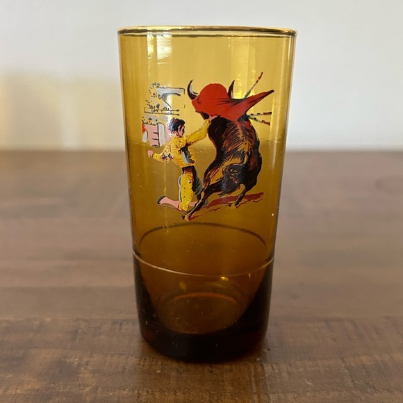 Set of 6 shot glasses (Matador) / Bull Fighting Shot Glasses Vintage Glasses - Picture 2 of 7